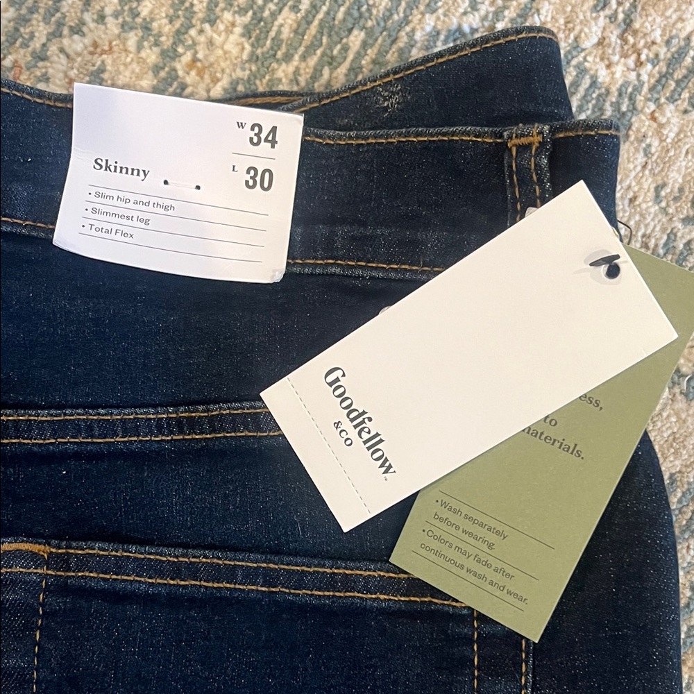 Good Fellows Men’s Dark Indigo Straight Leg skinny Jeans - Picture 2 of 3